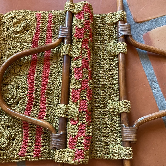 Vintage 70’s Crocheted Tote - Picture 4 of 6